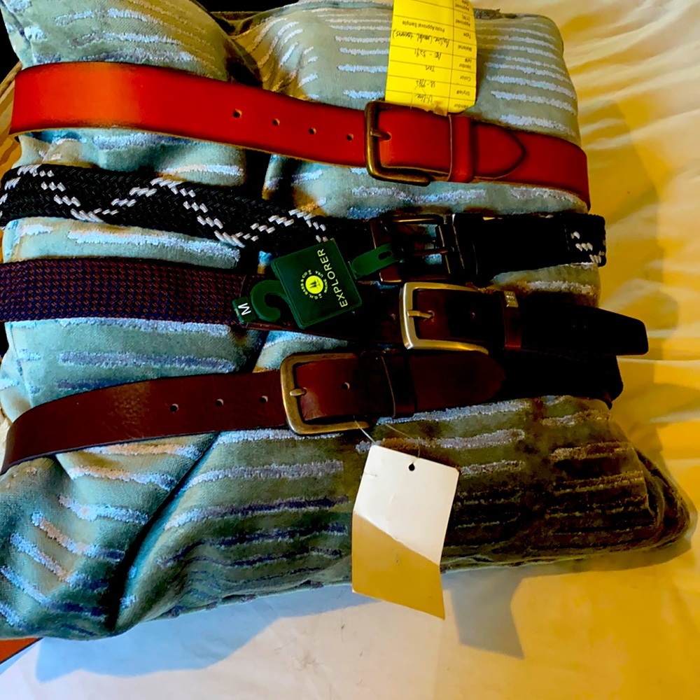 Men’s Jeans Belts Brand new, never worn great Xmas gift